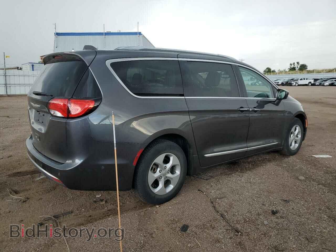 2017 CHRYSLER PACIFICA - VIN: 2C4RC1EG1HR525984 - Photo 3