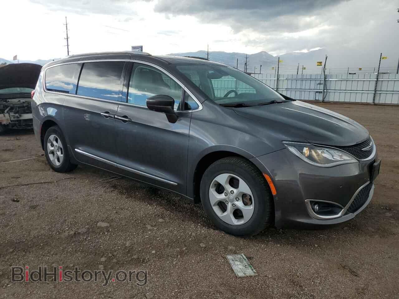 2017 CHRYSLER PACIFICA - VIN: 2C4RC1EG1HR525984 - Photo 4