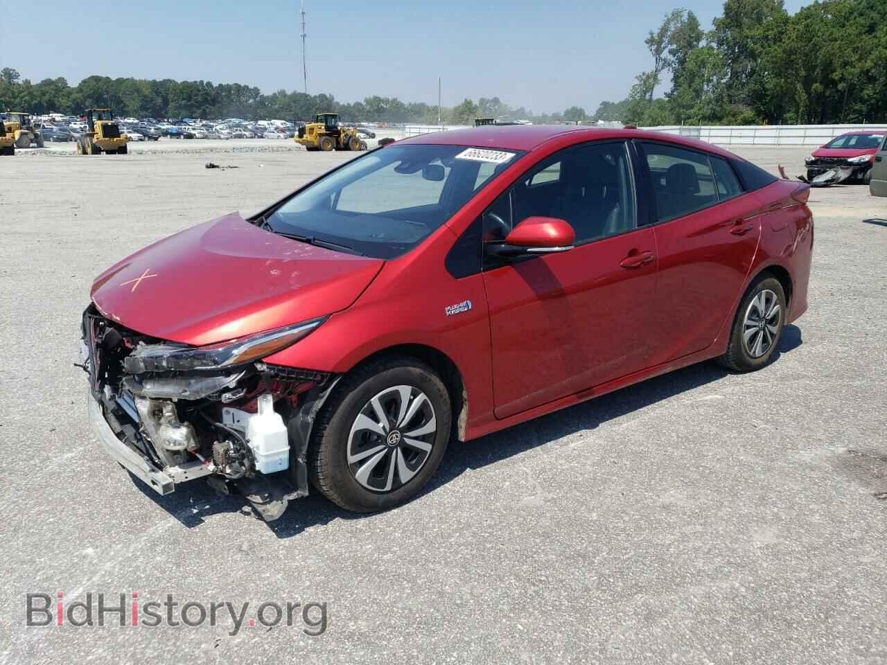 Фотография JTDKARFP8H3060486 - TOYOTA PRIUS 2017