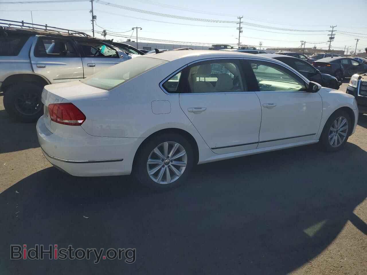 2012 VOLKSWAGEN PASSAT - VIN: 1VWCP7A32CC005372 - Фото 3