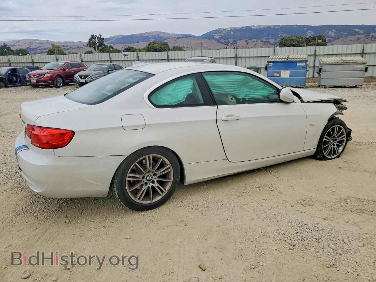 2011 BMW 3 SERIES - VIN: WBAKE5C54BE574294 - Фото 3