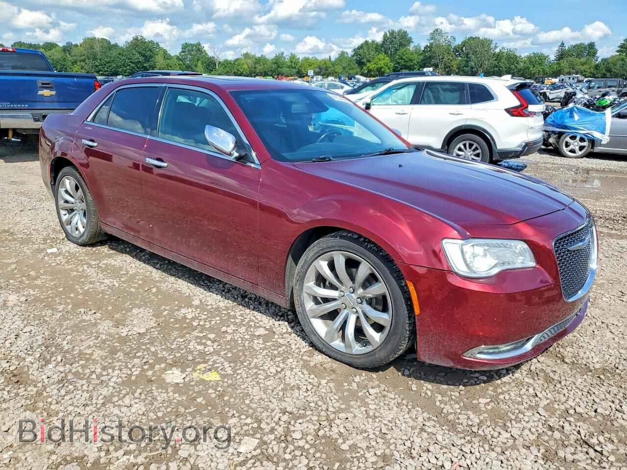 2019 CHRYSLER 300 - VIN: 2C3CCAEG5KH577576 - Photo 4