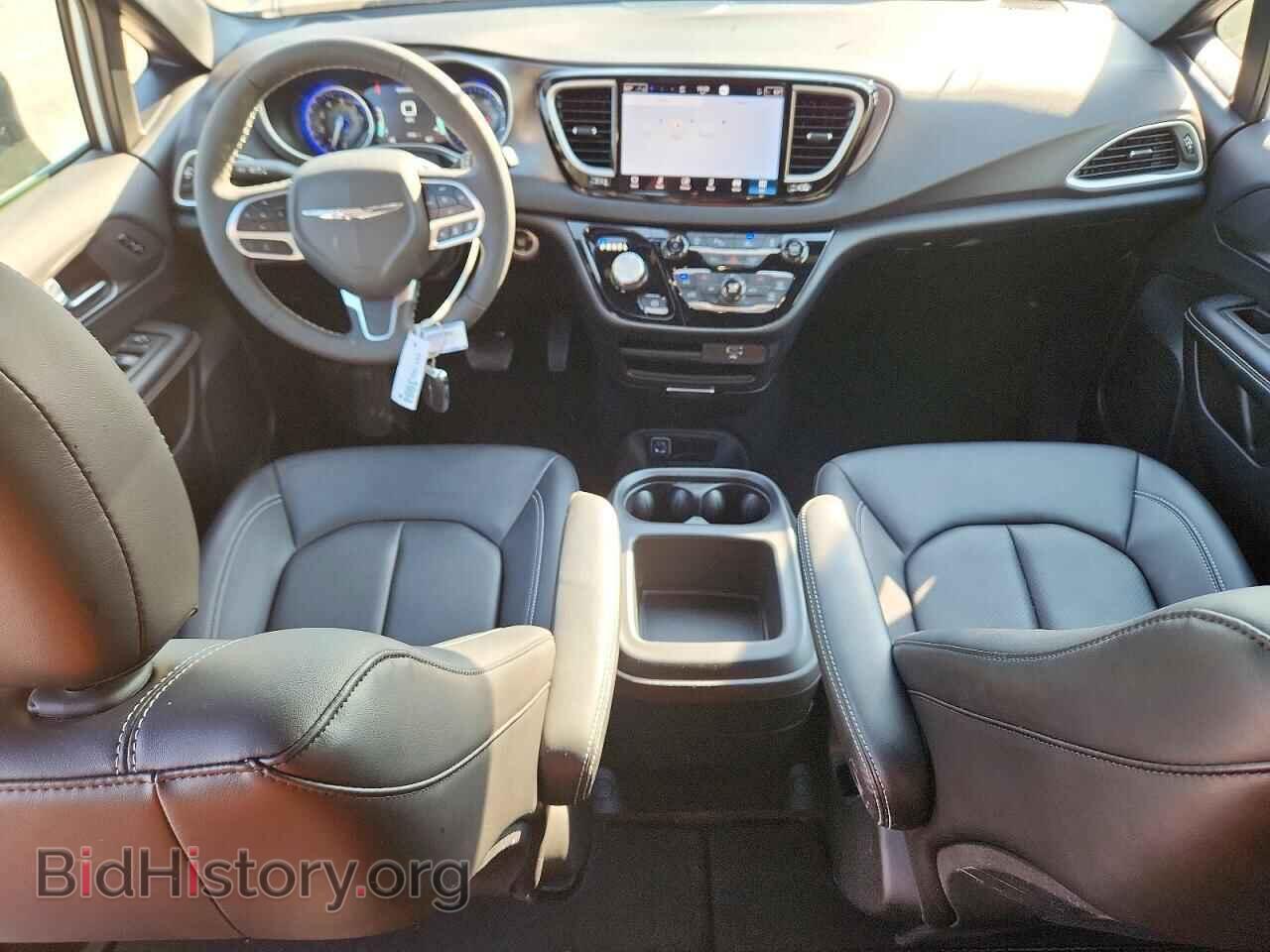 2026 CHRYSLER PACIFICA - VIN: 2C4RC1BG2TR283560 - Photo 8