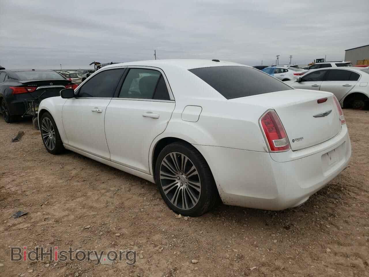 2012 CHRYSLER 300 - VIN: 2C3CCABG7CH279570 - Фото 2