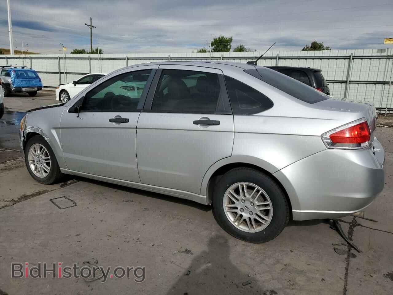 2010 FORD FOCUS - VIN: 1FAHP3FN4AW192711 - Фото 2