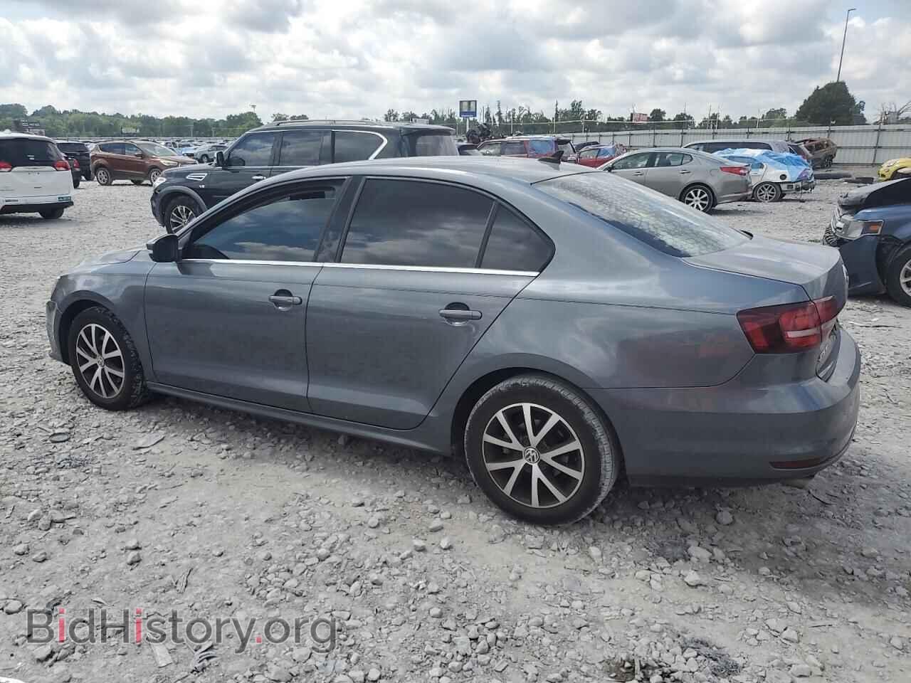 2017 VOLKSWAGEN JETTA - VIN: 3VWDB7AJ2HM201996 - Фото 2