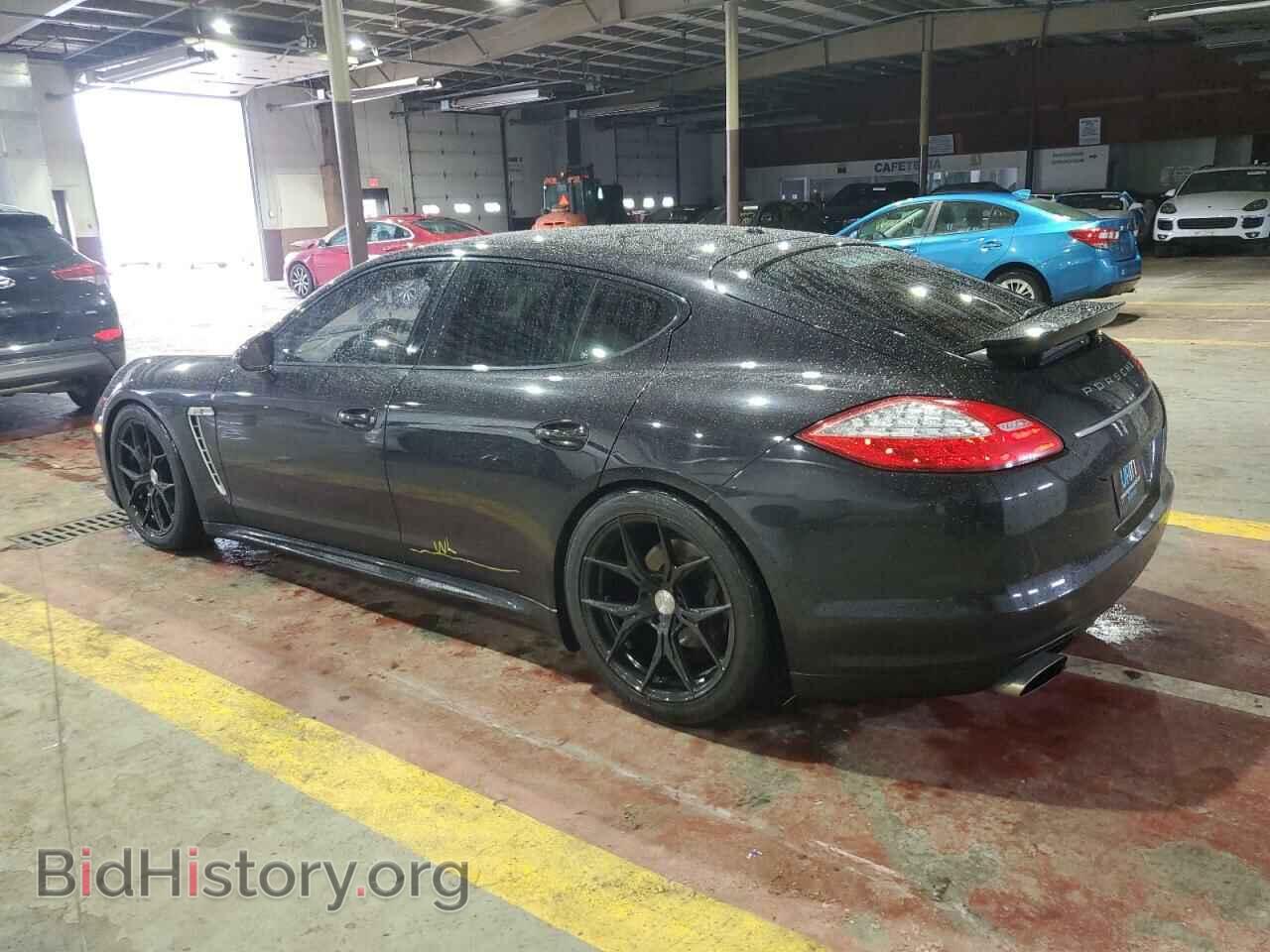 2013 PORSCHE PANAMERA - VIN: WP0AA2A75DL018457 - Фото 2