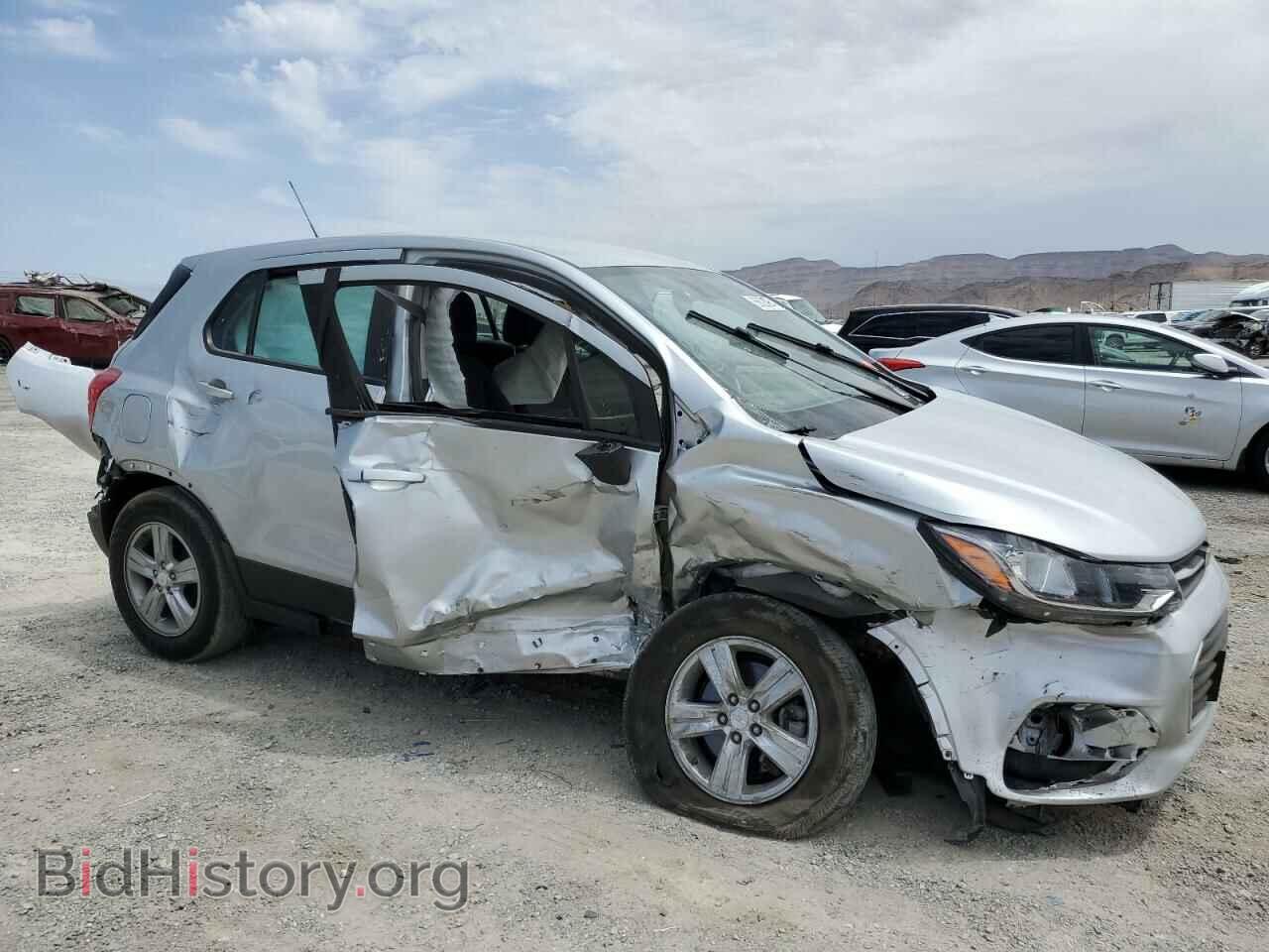 2019 CHEVROLET TRAX - VIN: 3GNCJKSB0KL351444 - Фото 4