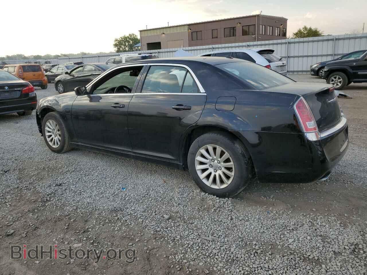 2014 CHRYSLER 300 - VIN: 2C3CCAAG0EH309576 - Фото 2
