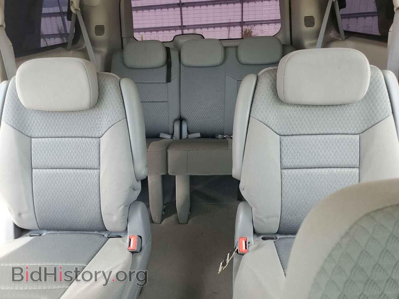 2009 CHRYSLER MINIVAN - VIN: 2A8HR44E19R568601 - Фото 10