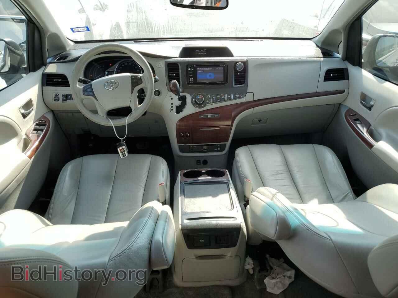 2012 TOYOTA All Models - VIN: 5TDYK3DC2CS273851 - Фото 8