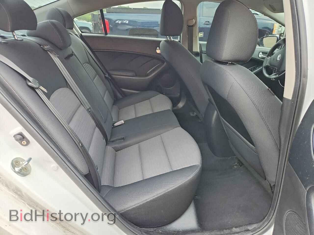 2017 KIA FORTE - VIN: 3KPFL4A75HE018680 - Фото 10