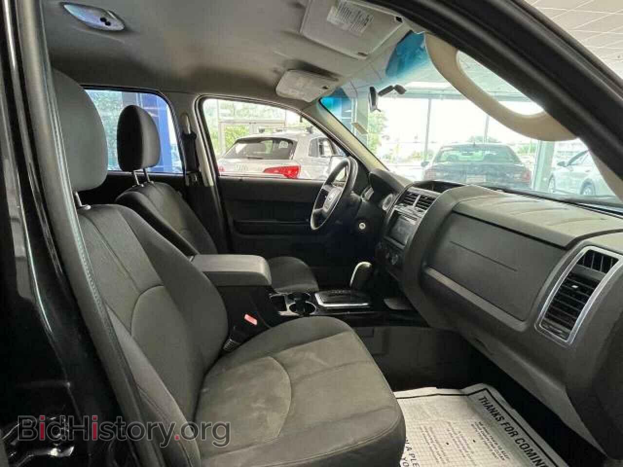 2011 MAZDA TRIBUTE - VIN: 4F2CY0C76BKM02899 - Фото 5
