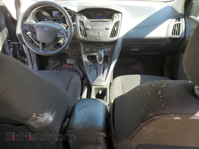2017 Ford FOCUS (VIN 1FADP3K23HL333094) — photo 8 of 15