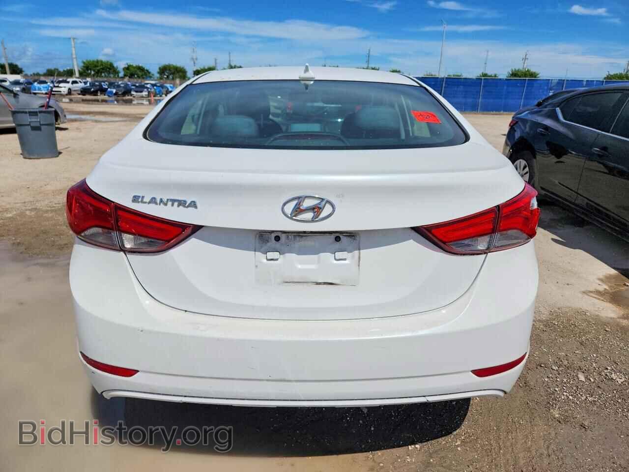 2016 HYUNDAI ELANTRA - VIN: 5NPDH4AE7GH752979 - Фото 6