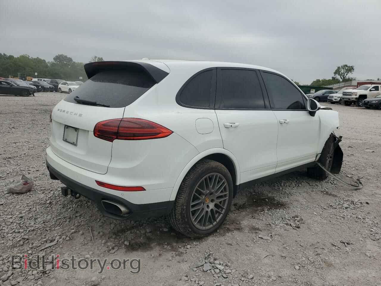 2017 PORSCHE CAYENNE - VIN: WP1AA2A20HKA81920 - Фото 3