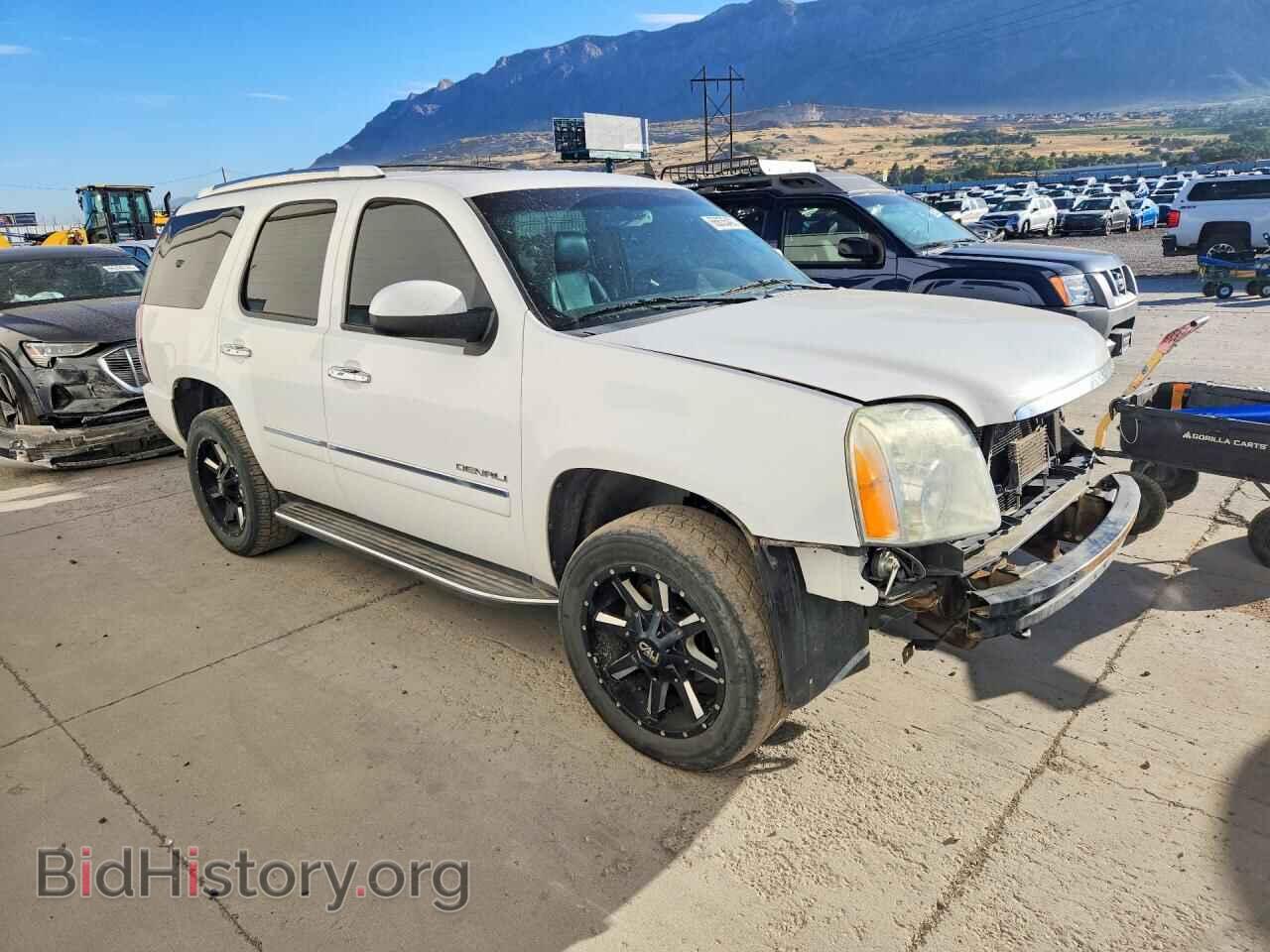 2012 GMC YUKON - VIN: 1GKS2EEF2CR273927 - Photo 4