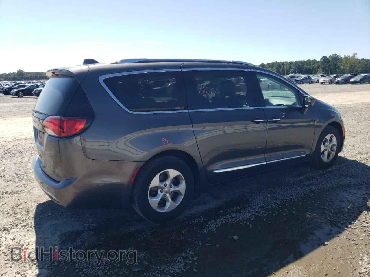 2017 CHRYSLER PACIFICA - VIN: 2C4RC1EG2HR653697 - Фото 3