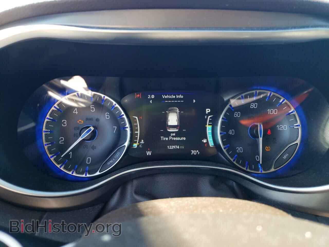 2017 CHRYSLER PACIFICA - VIN: 2C4RC1EG2HR653697 - Фото 9