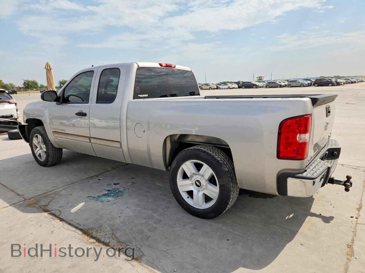 2007 CHEVROLET SILVERADO - VIN: 2GCEC19J771719355 - Фото 2