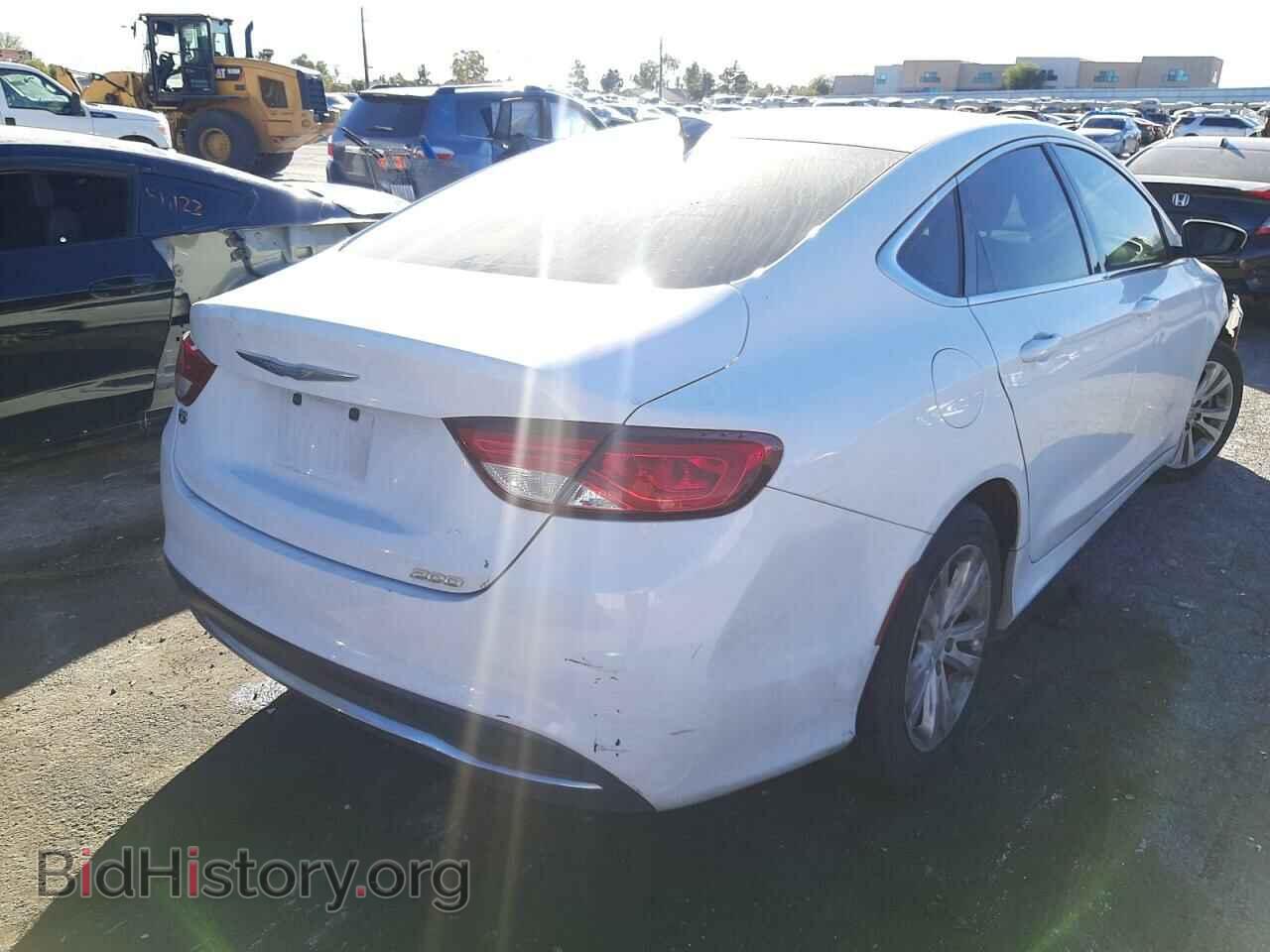 2015 CHRYSLER 200 - VIN: 1C3CCCAB7FN657464 - Photo 4