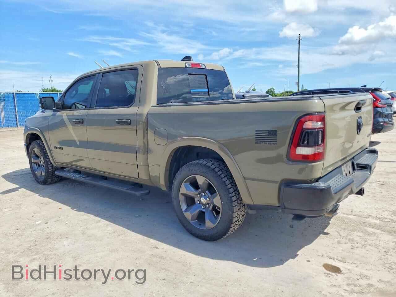2020 RAM 1500 - VIN: 1C6SRFFT1LN296549 - Фото 2