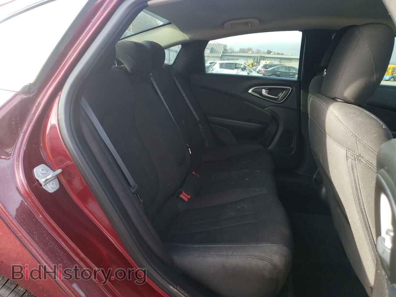 2016 CHRYSLER 200 - VIN: 1C3CCCAB4GN106099 - Фото 6