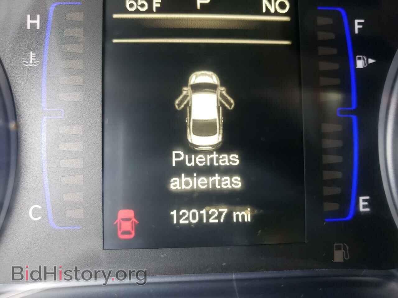 2016 CHRYSLER 200 - VIN: 1C3CCCAB4GN106099 - Фото 8