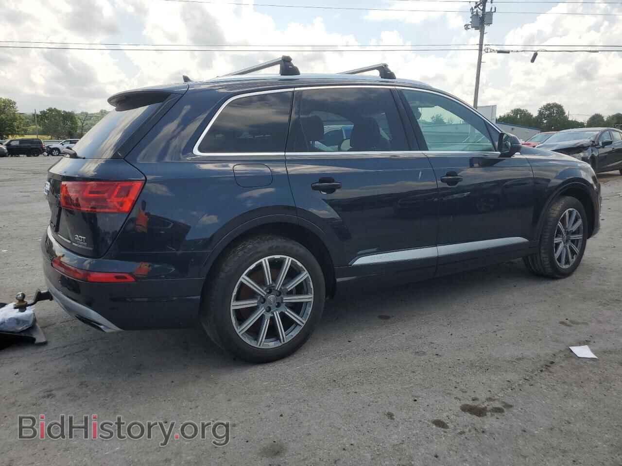 2017 AUDI Q7 - VIN: WA1VAAF74HD058611 - Фото 3