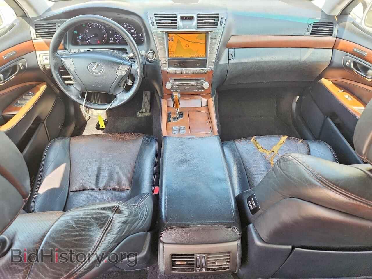 2011 LEXUS LS460 - VIN: JTHBL5EF2B5102897 - Photo 8