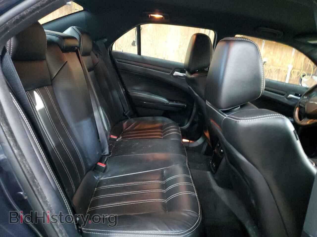 2016 CHRYSLER 300 - VIN: 2C3CCAGG1GH191337 - Фото 10