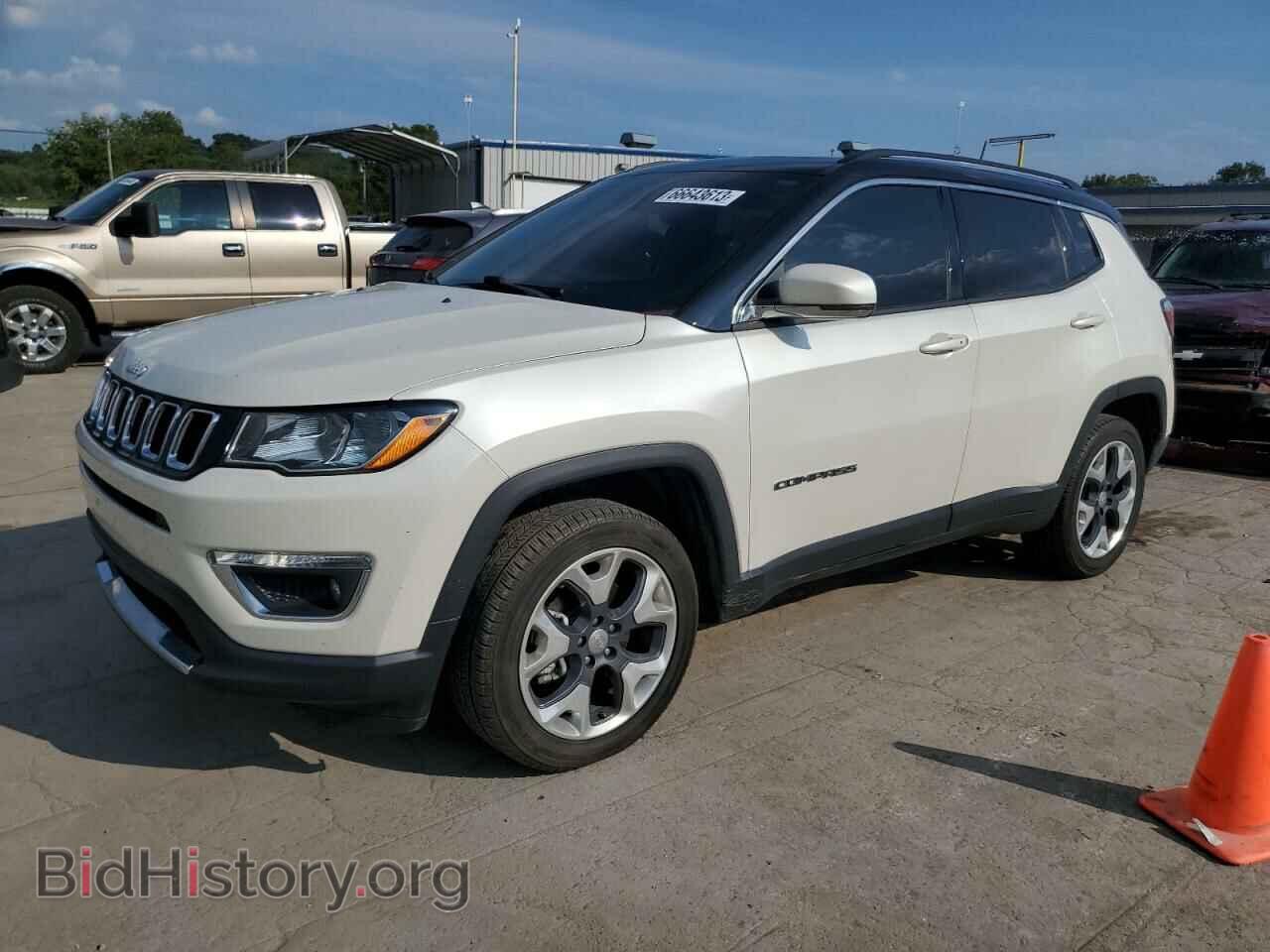 Фотография 3C4NJDCB1JT307575 - JEEP COMPASS 2018