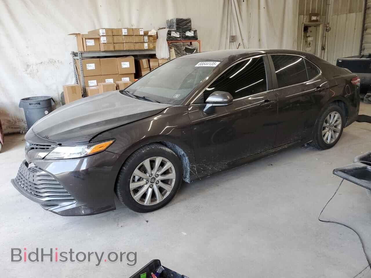 Photo 4T1B11HKXJU650199 - TOYOTA CAMRY 2018
