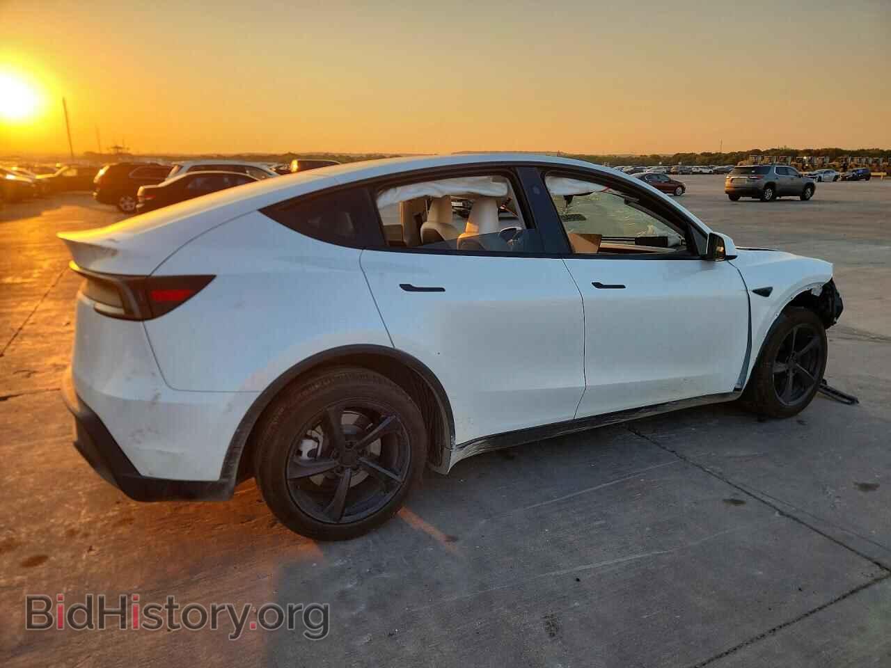2026 TESLA MODEL Y - VIN: 7SAYGDED9TA455016 - Photo 3