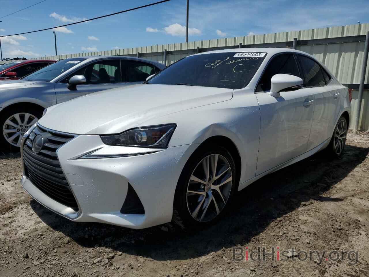 Фотография JTHBA1D25J5065226 - LEXUS IS 2018