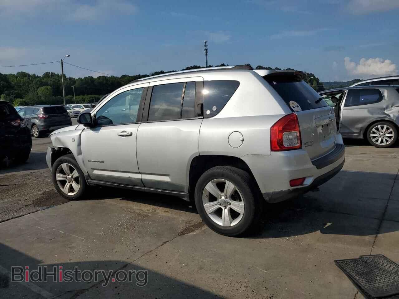 2011 JEEP COMPASS - VIN: 1J4NF1FB6BD231851 - Фото 2