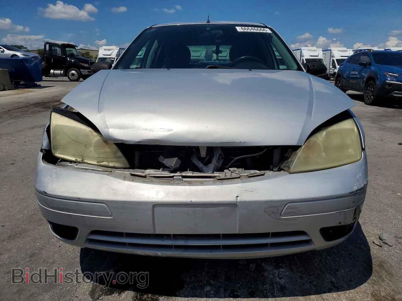 2005 FORD FOCUS - VIN: 3FAFP37N75R110727 - Фото 5