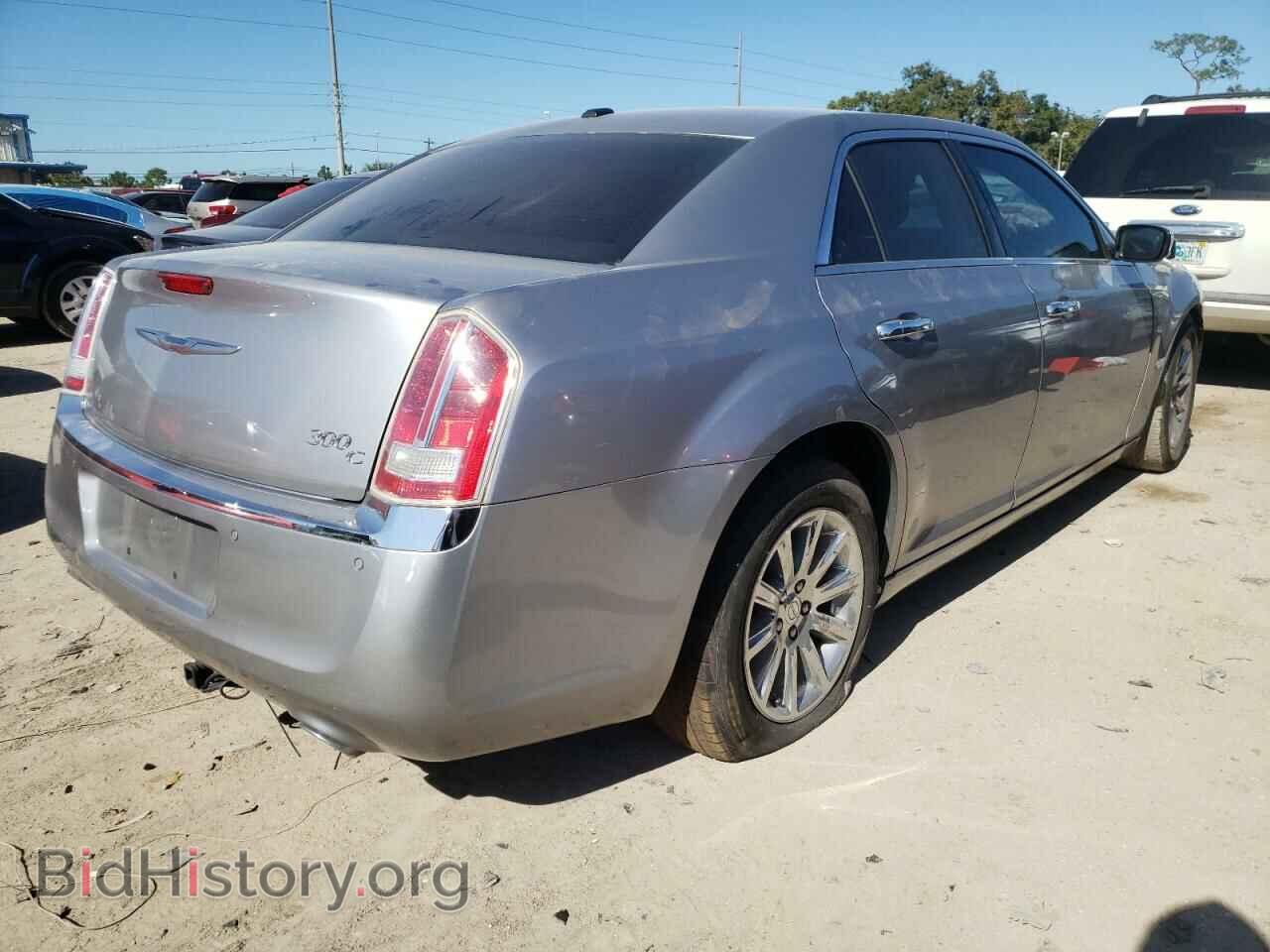2014 CHRYSLER 300 - VIN: 2C3CCAEG3EH301630 - Фото 4