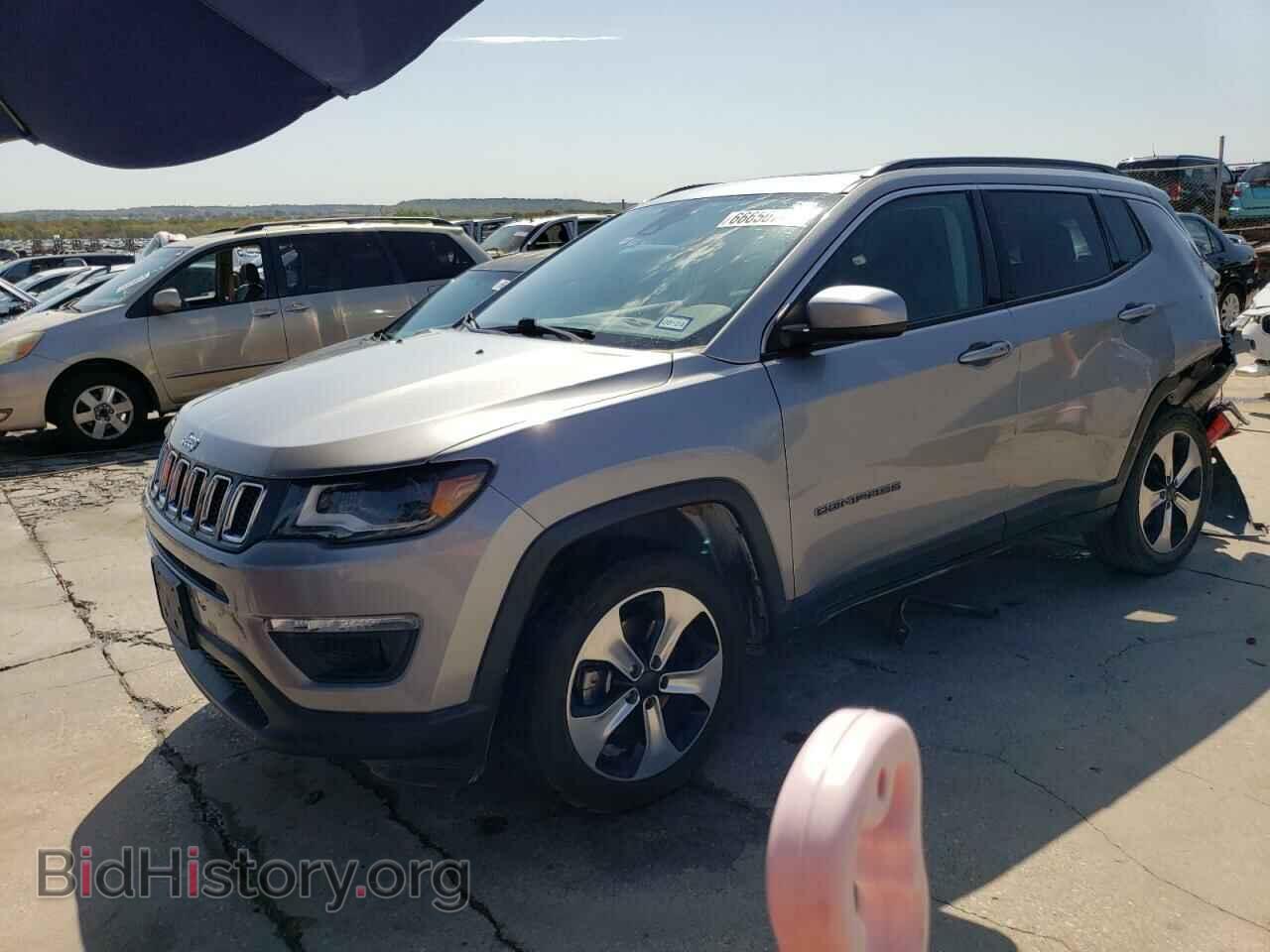 Фотография 3C4NJDBB1HT666954 - JEEP COMPASS 2017