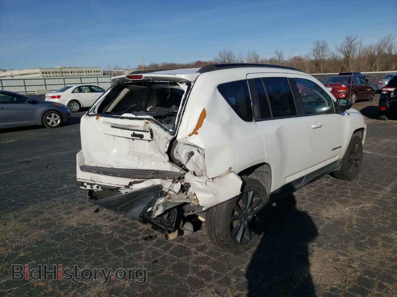 2015 JEEP COMPASS - VIN: 1C4NJCBA8FD398912 - Photo 4