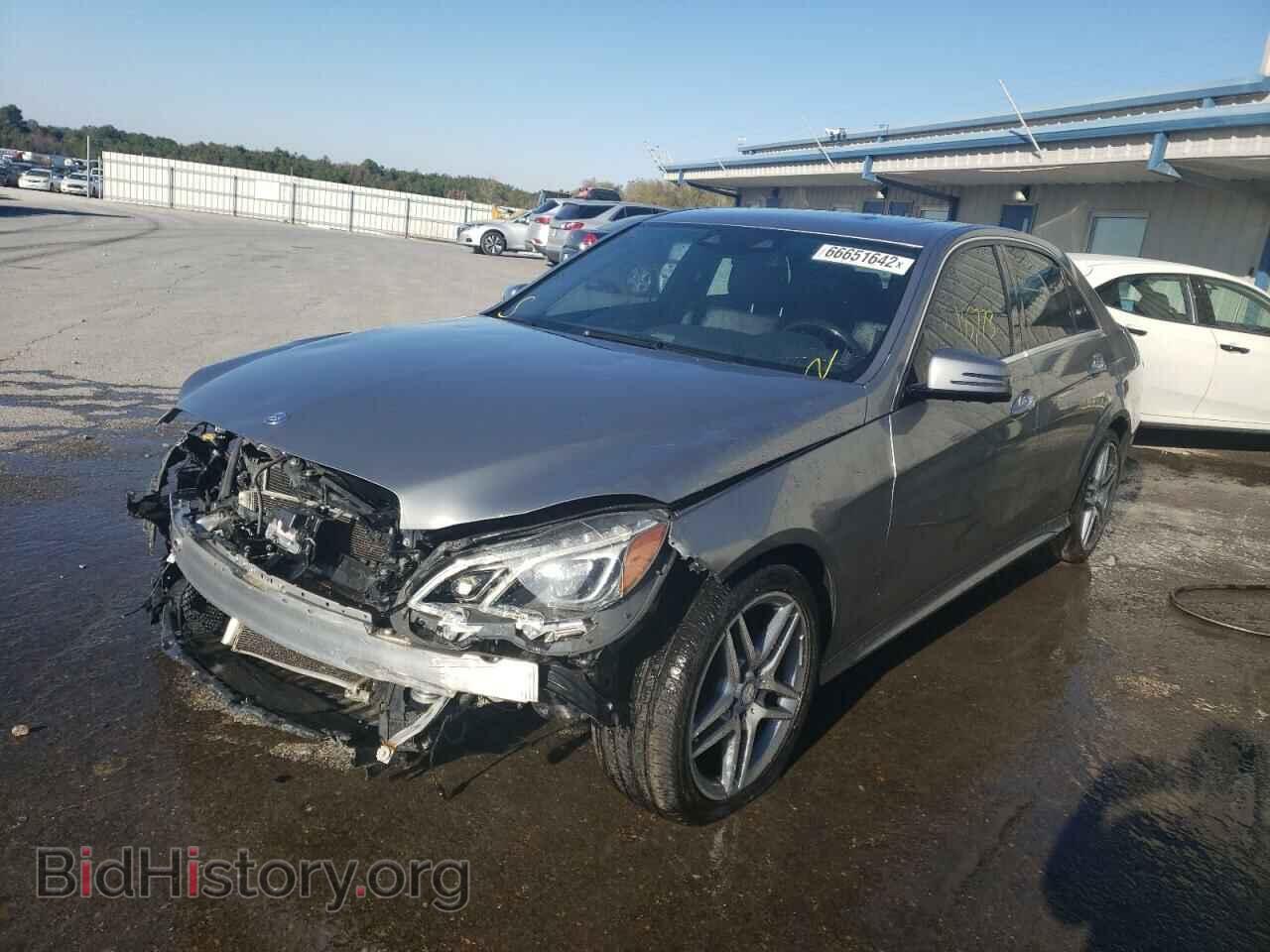 Photo WDDHF5KB1EA931899 - MERCEDES-BENZ E-CLASS 2014