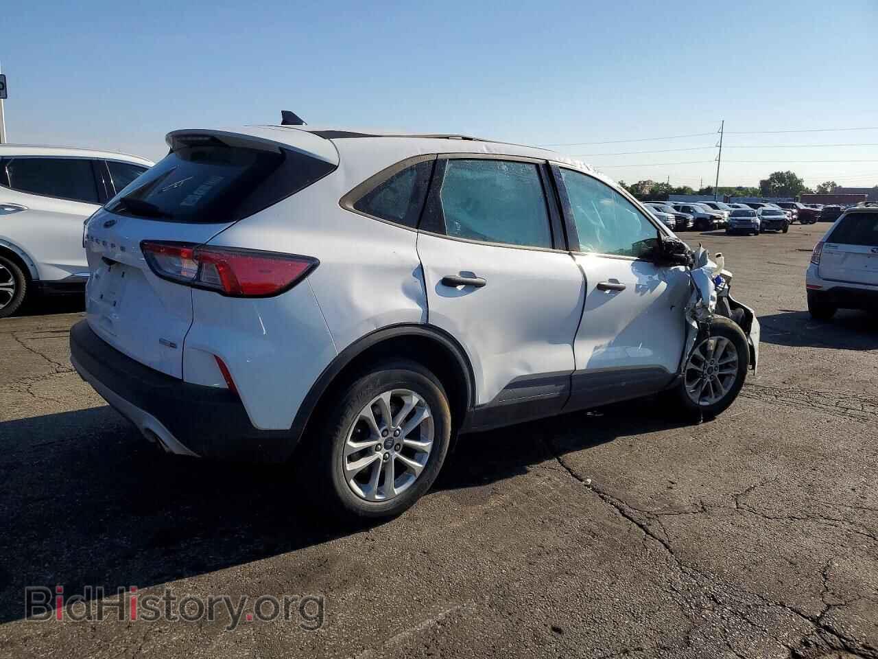 2020 FORD ESCAPE - VIN: 1FMCU9F60LUA18945 - Фото 3