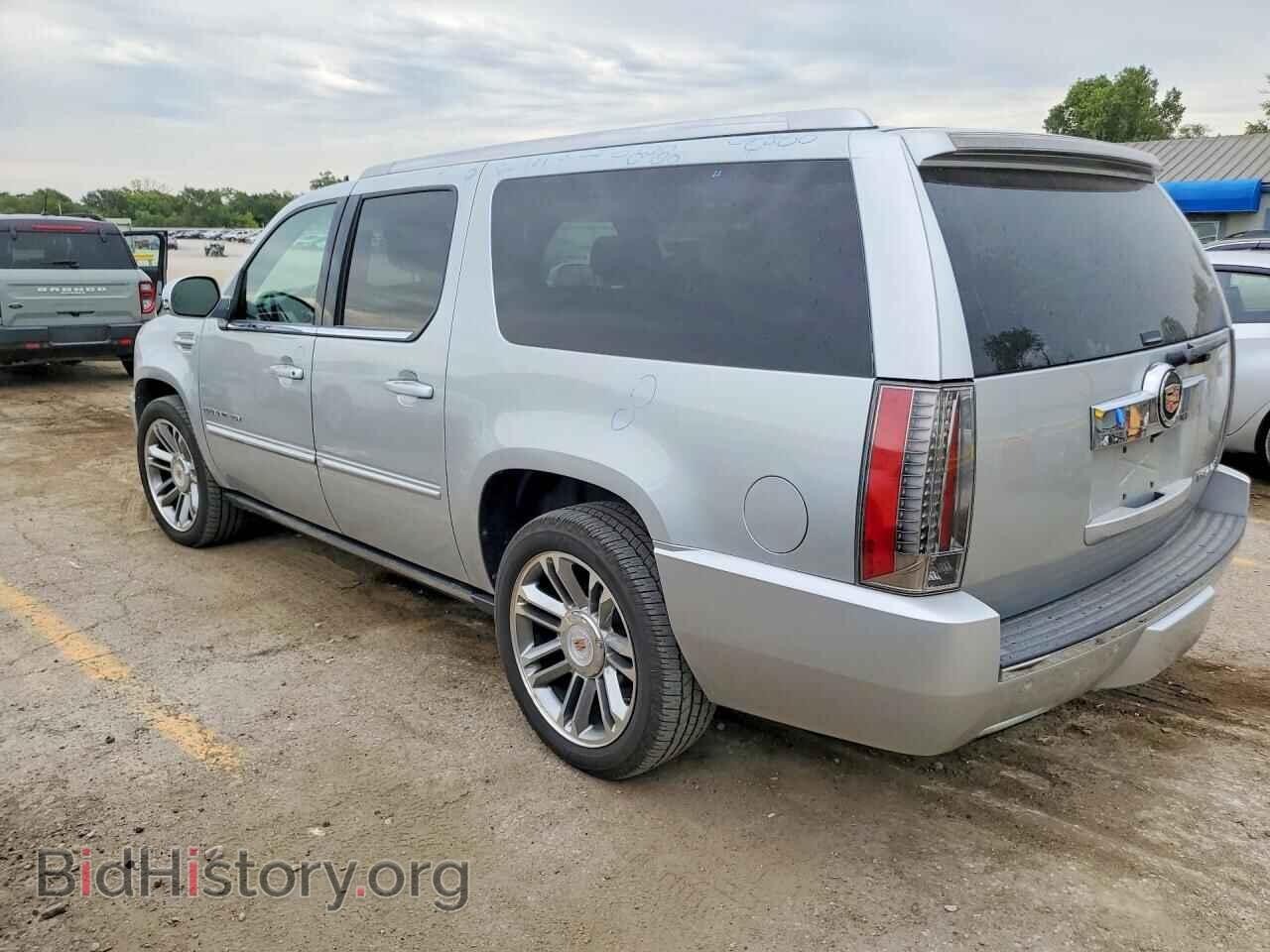 2013 CADILLAC ESCALADE - VIN: 1GYS4JEF8DR130801 - Photo 2