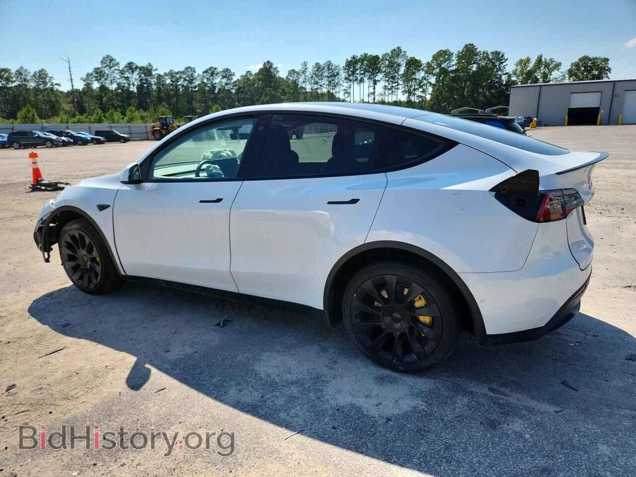 2022 TESLA MODEL Y - VIN: 7SAYGDEE2NF463604 - Фото 2