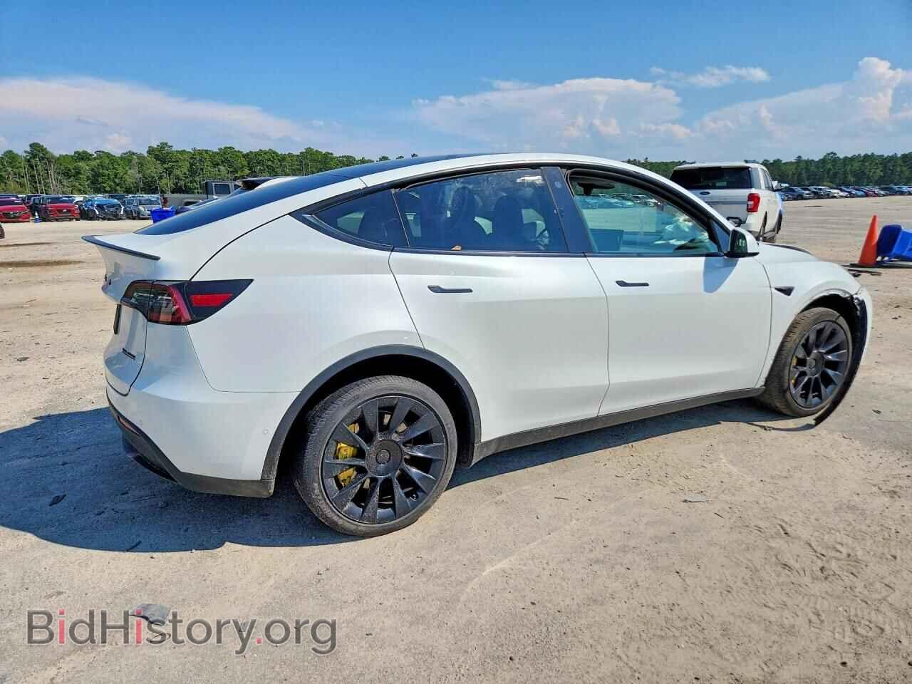 2022 TESLA MODEL Y - VIN: 7SAYGDEE2NF463604 - Фото 3