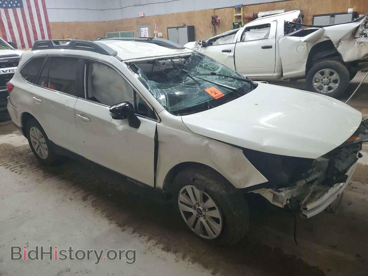 2017 SUBARU OUTBACK - VIN: 4S4BSAFC4H3276844 - Фото 4
