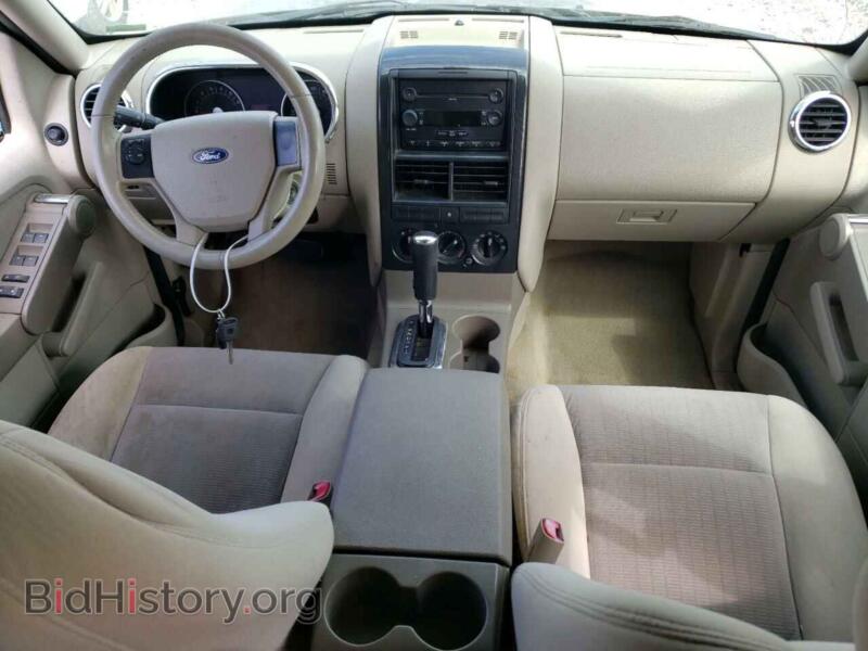 2007 Ford EXPLORER (VIN 1FMEU63EX7UB37773) — фото 8 из 13