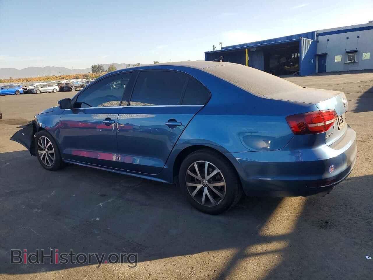 2017 VOLKSWAGEN JETTA - VIN: 3VWDB7AJ3HM257462 - Фото 2