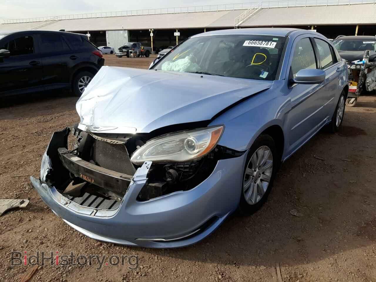 2012 CHRYSLER 200 - VIN: 1C3CCBBG2CN224229 - Фото 2