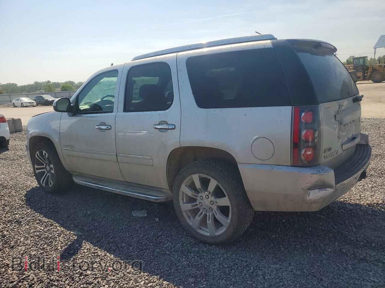 2010 GMC YUKON - VIN: 1GKUKEEF1AR288232 - Фото 2